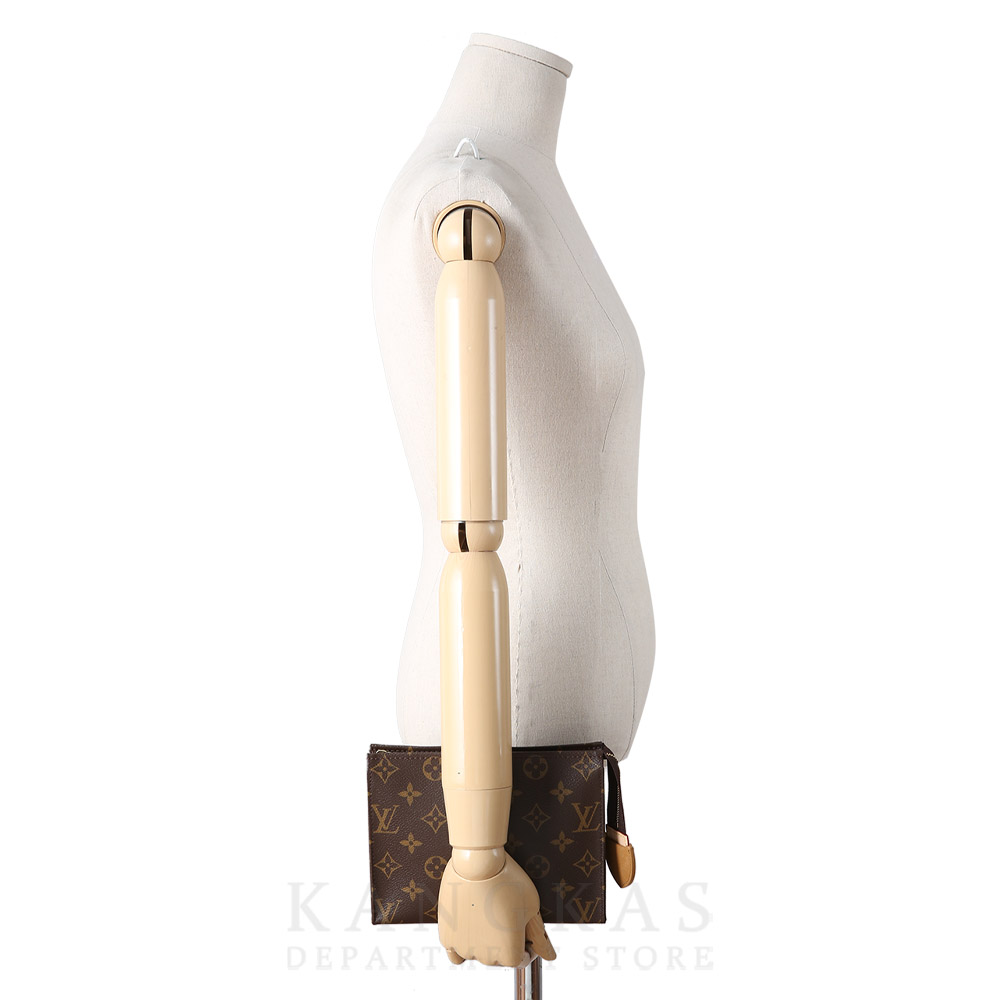 LOUIS VUITTON(USED)루이비통 모노그램 토일레트리 19